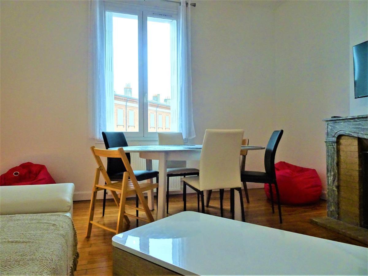 Chambre Privee Et Spacieuse Au Sein D'Un Logement Partage - Central, Quartier Villebourbon - 3 Chambres Doubles - 2 Balcons - Places De Stationnements Gratuites - 5 Min A Pied Gare Et Hypercentre Montauban Exterior photo