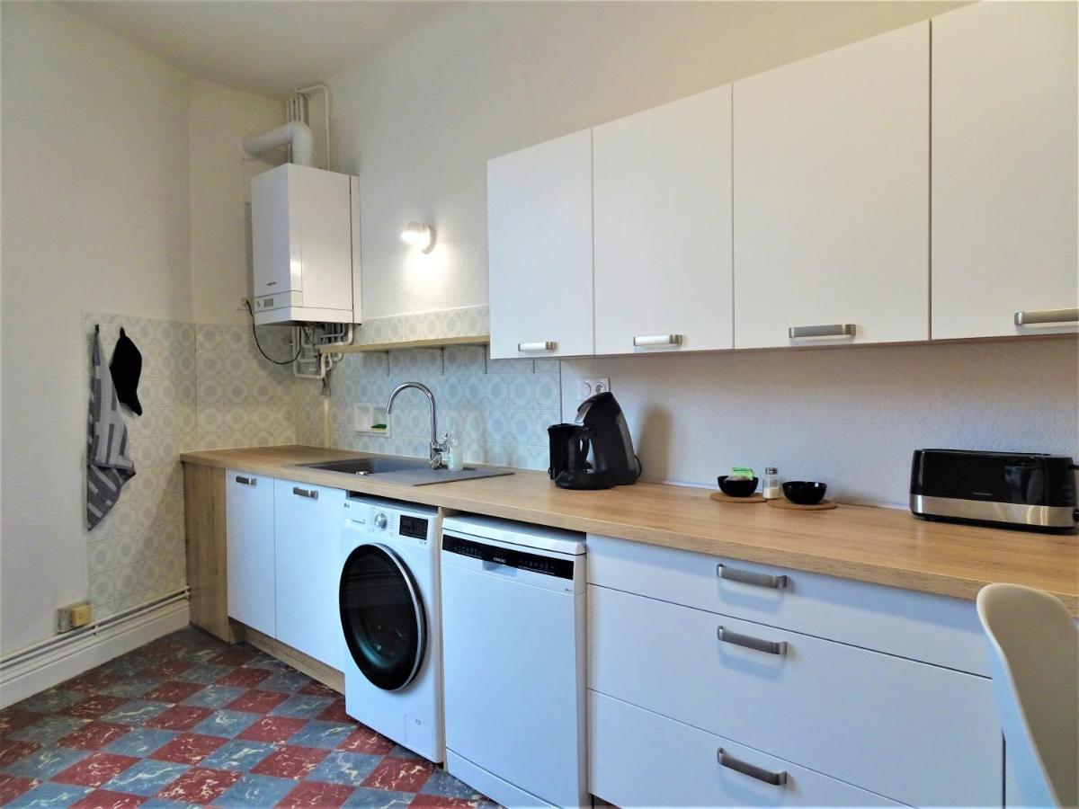 Chambre Privee Et Spacieuse Au Sein D'Un Logement Partage - Central, Quartier Villebourbon - 3 Chambres Doubles - 2 Balcons - Places De Stationnements Gratuites - 5 Min A Pied Gare Et Hypercentre Montauban Exterior photo